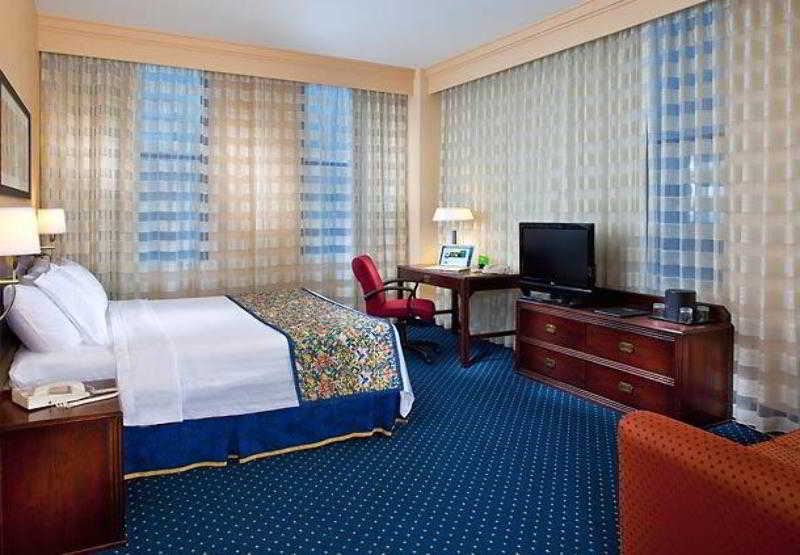 Courtyard By Marriott New Orleans Downtown Near The French Quarter Hotel Phòng bức ảnh