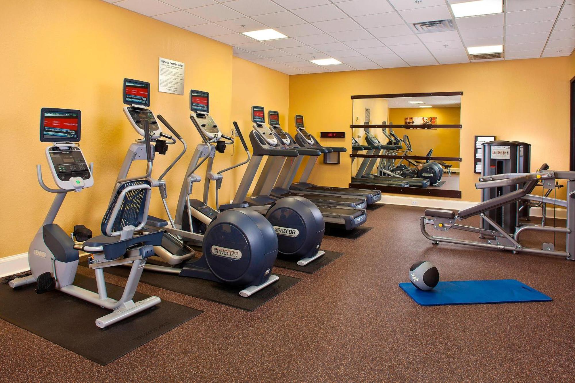 Courtyard By Marriott New Orleans Downtown Near The French Quarter Hotel Ngoại thất bức ảnh
