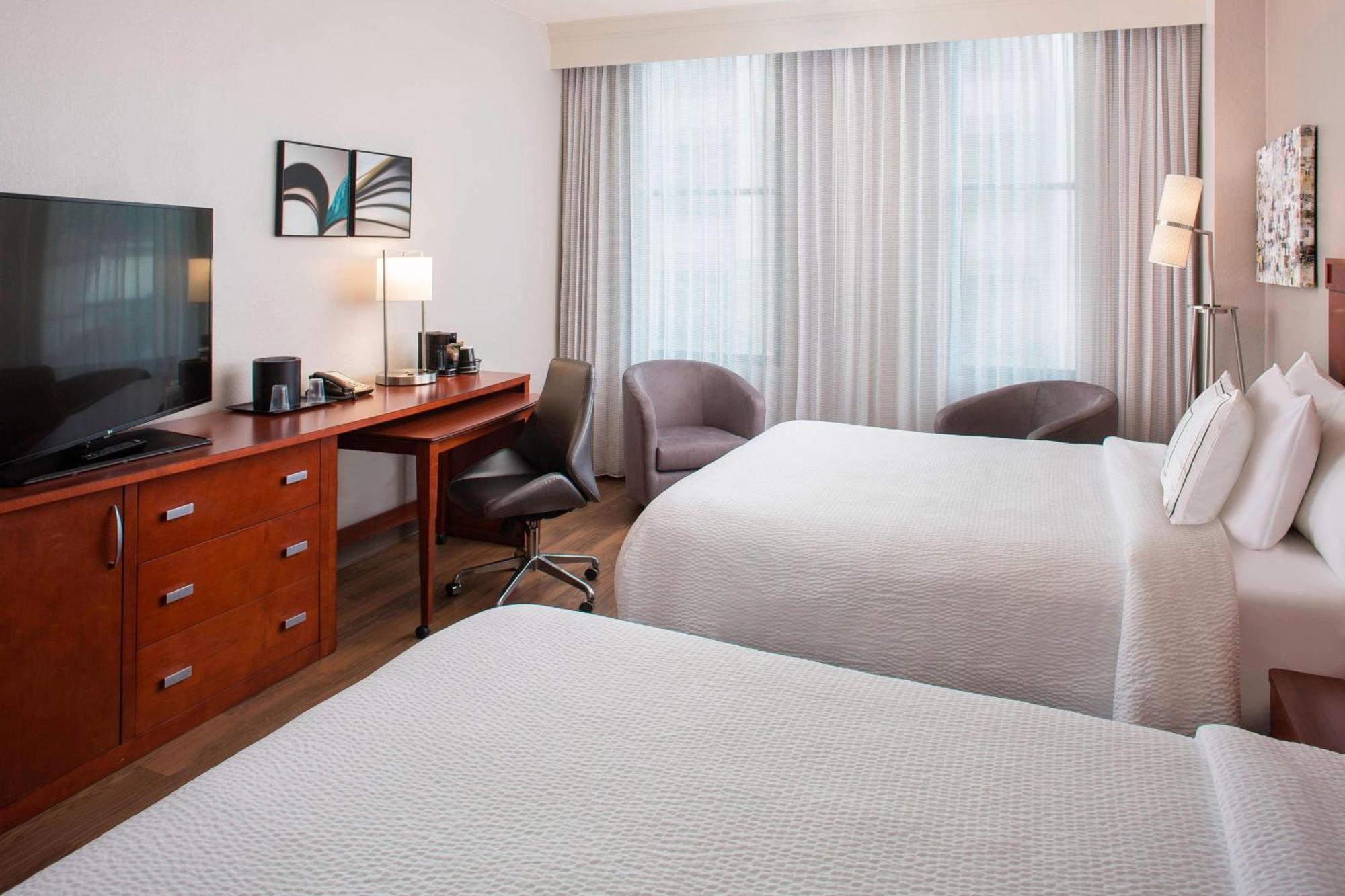 Courtyard By Marriott New Orleans Downtown Near The French Quarter Hotel Ngoại thất bức ảnh