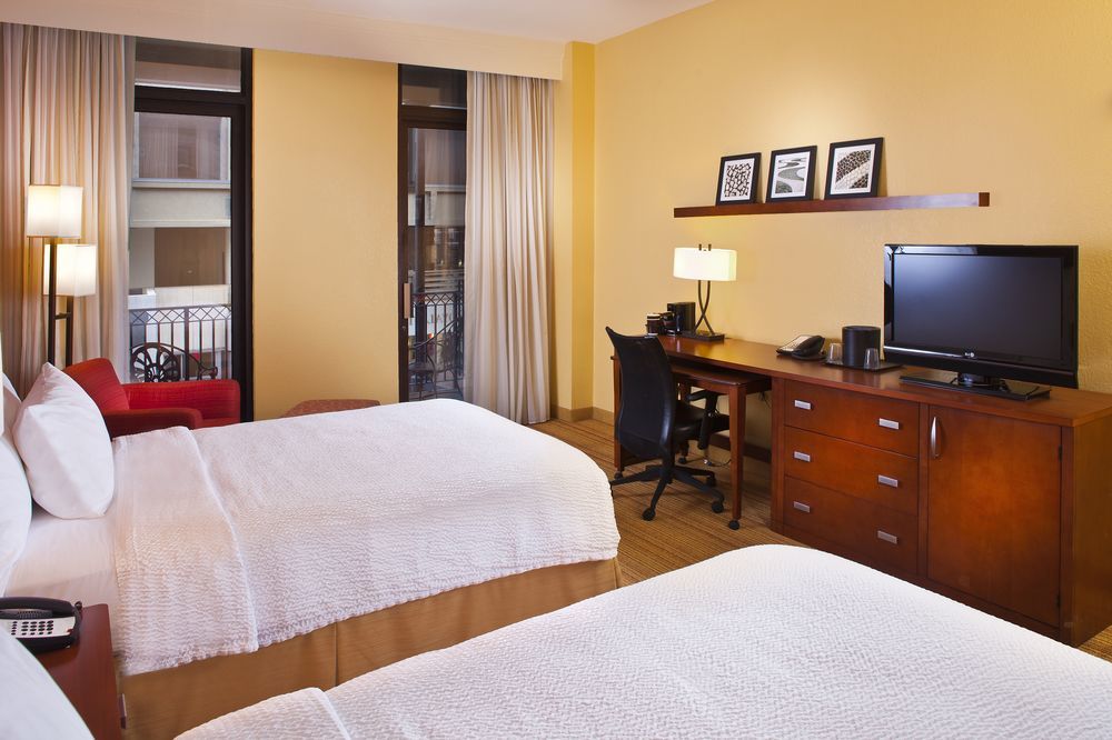 Courtyard By Marriott New Orleans Downtown Near The French Quarter Hotel Ngoại thất bức ảnh