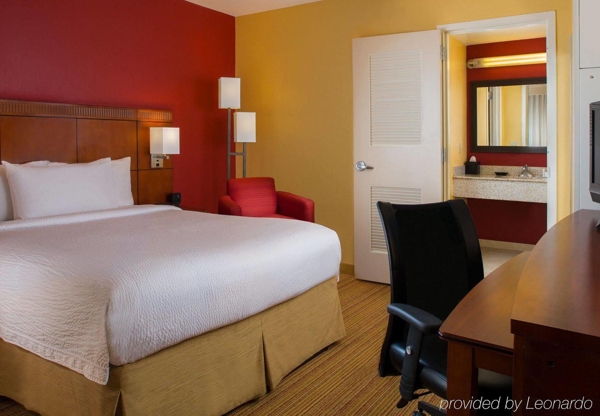 Courtyard By Marriott New Orleans Downtown Near The French Quarter Hotel Ngoại thất bức ảnh