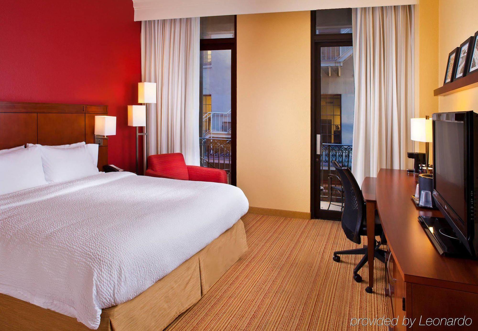 Courtyard By Marriott New Orleans Downtown Near The French Quarter Hotel Ngoại thất bức ảnh